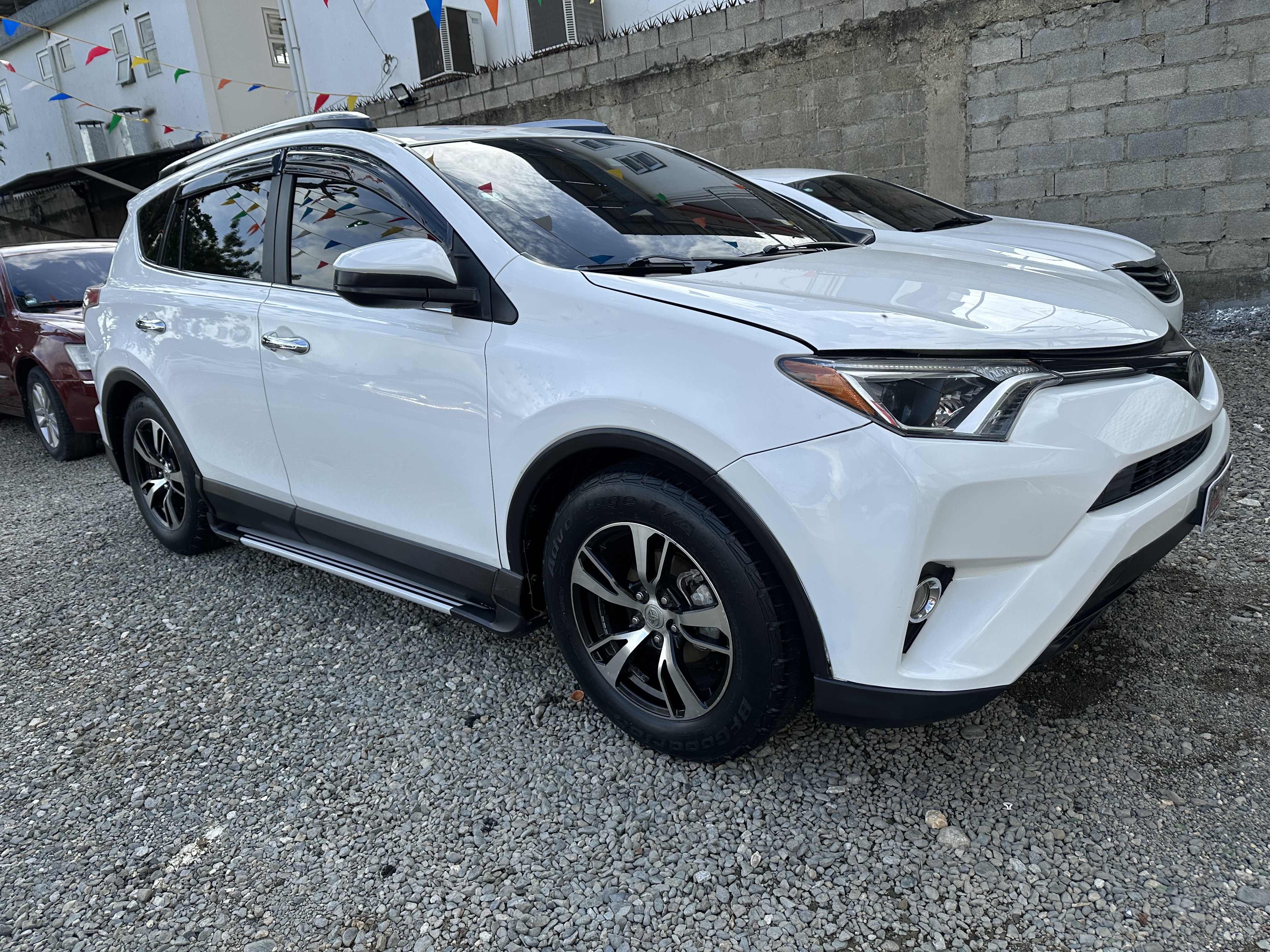 2017 TOYOTA Rav4