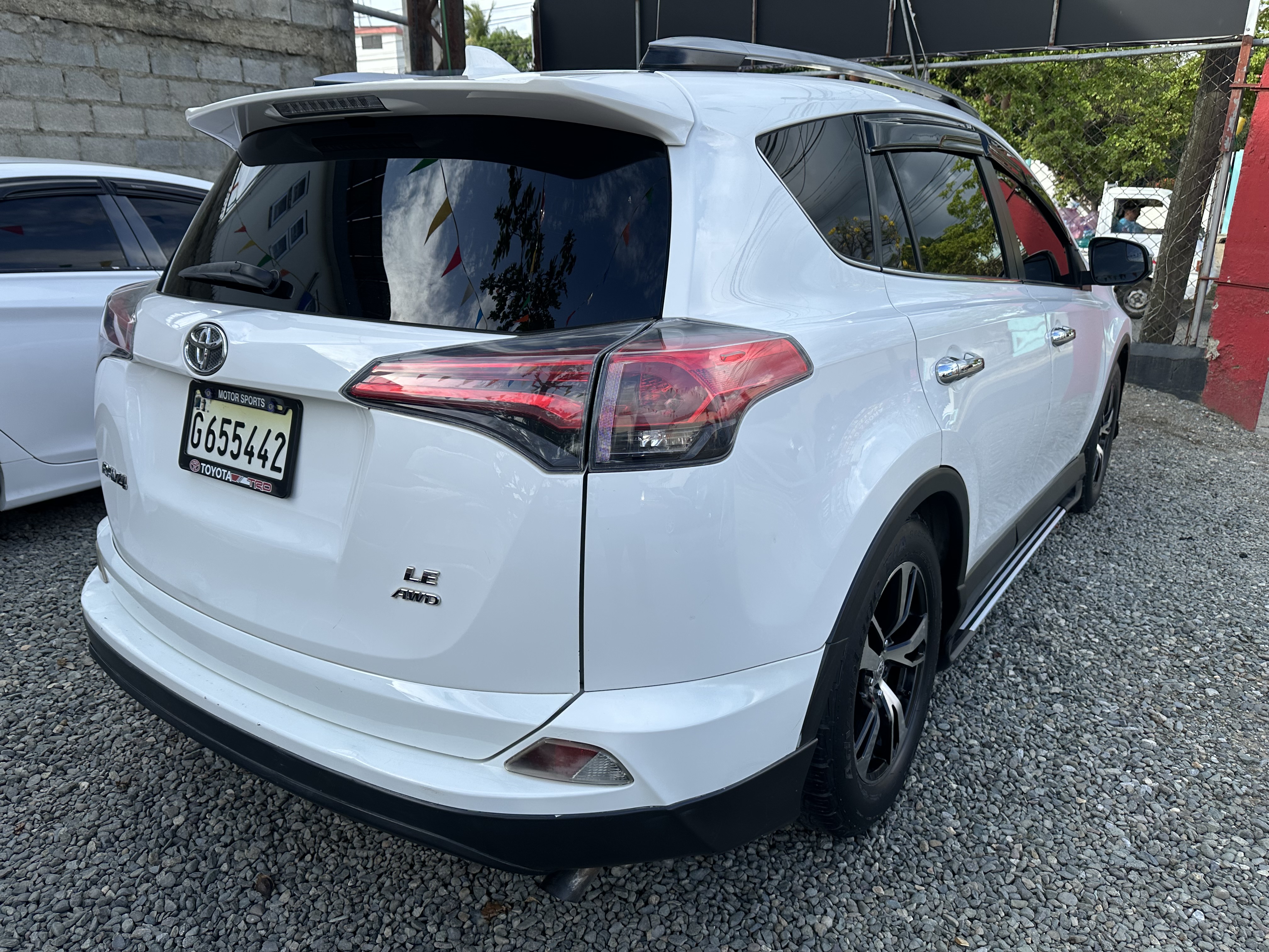 2017 TOYOTA Rav4 4